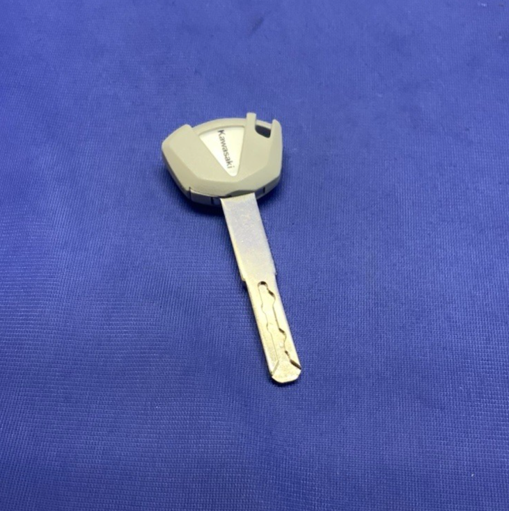 Kawasaki Fuel Cap & Seat Lock Set Ninja 650 2023-2026 OEM 51049-0756-FS