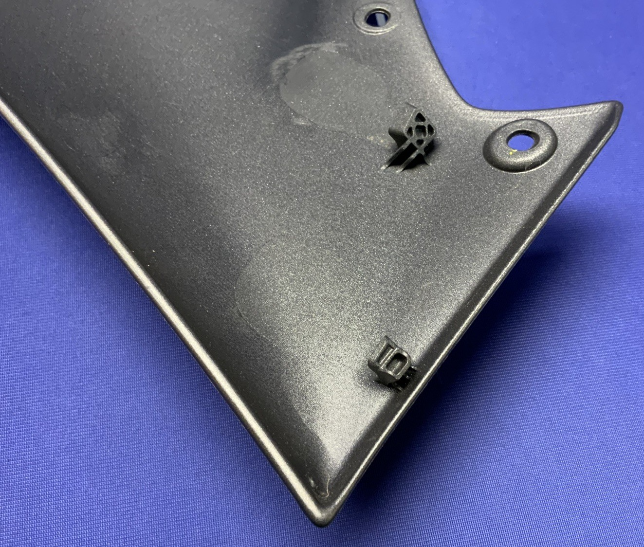 Yamaha Right Lower Fairing (Dark Gray) YZF-R6 2017-2024 OEM BN6-W283V-80-P2