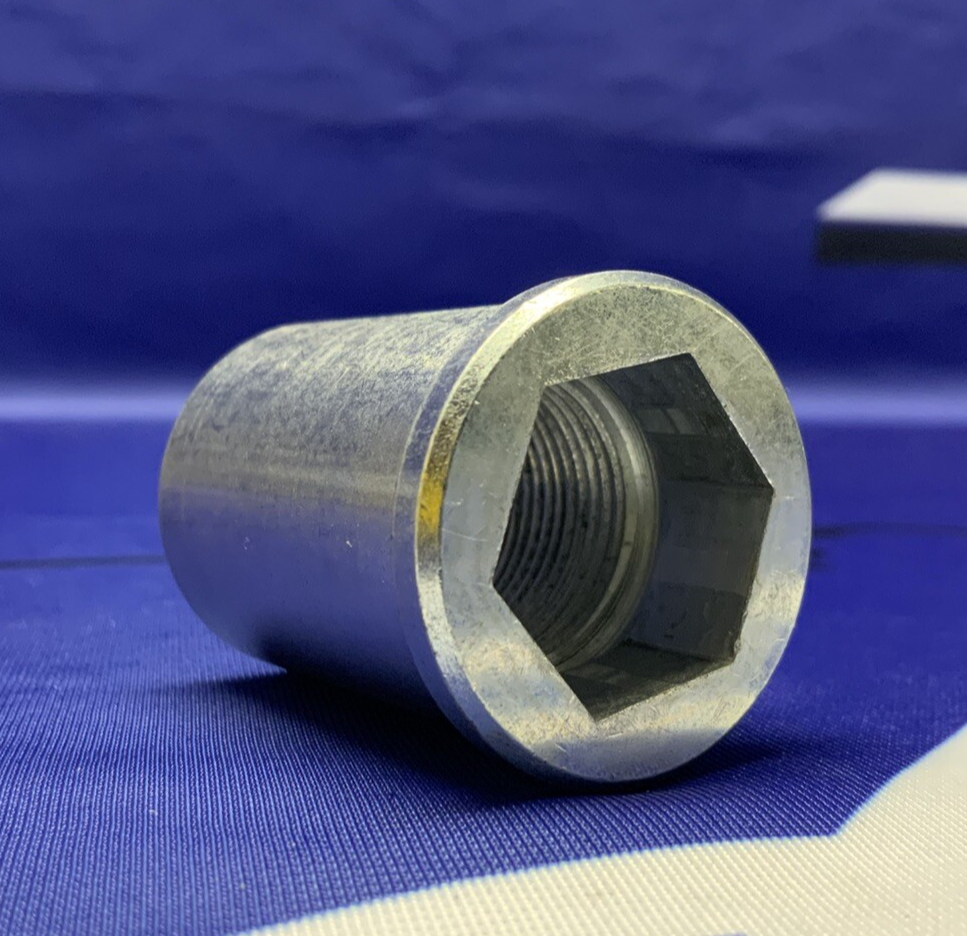 Kawasaki Front Axle ZX-6R/RR 2003-2004 OEM 41068-1426