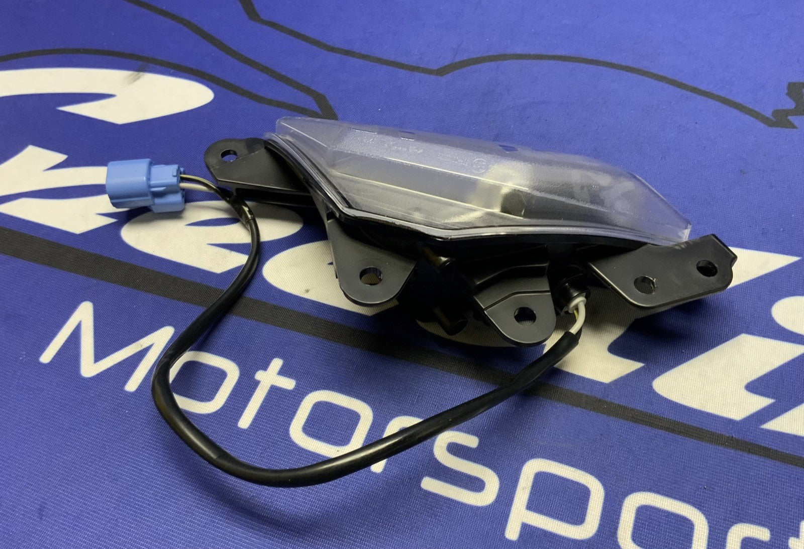 Kawasaki Right Front Turn Signal ZX-6R 2024-2026 OEM 23040-0160