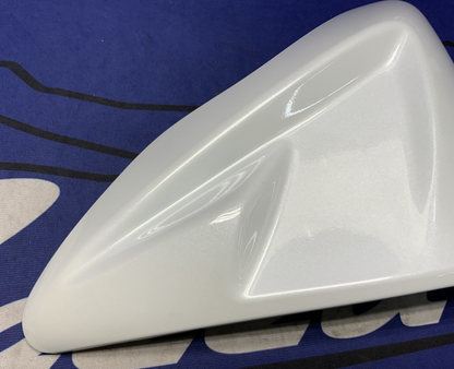 Suzuki Left White Fuel Tank Cover GSXR 600/750 2017-25 OEM 44280-14J80-YUH