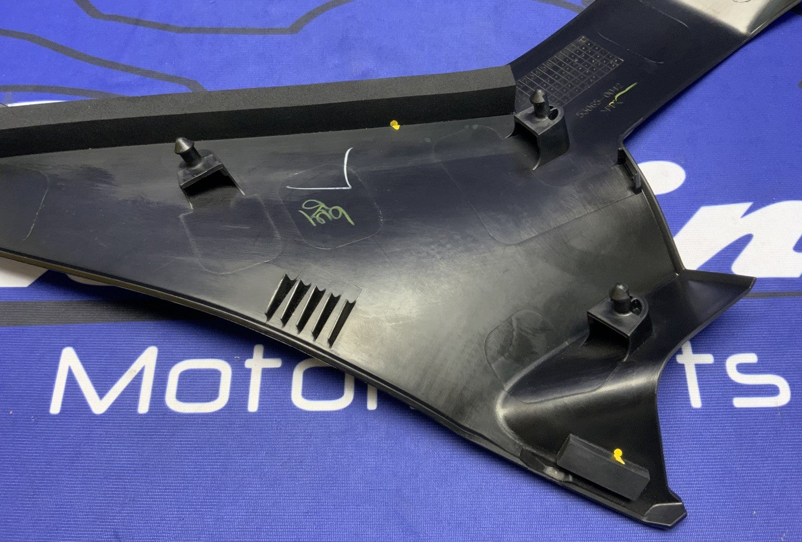 Kawasaki Left Seat Trim/Cover Ninja 400 2018-2024 OEM 53065-0042