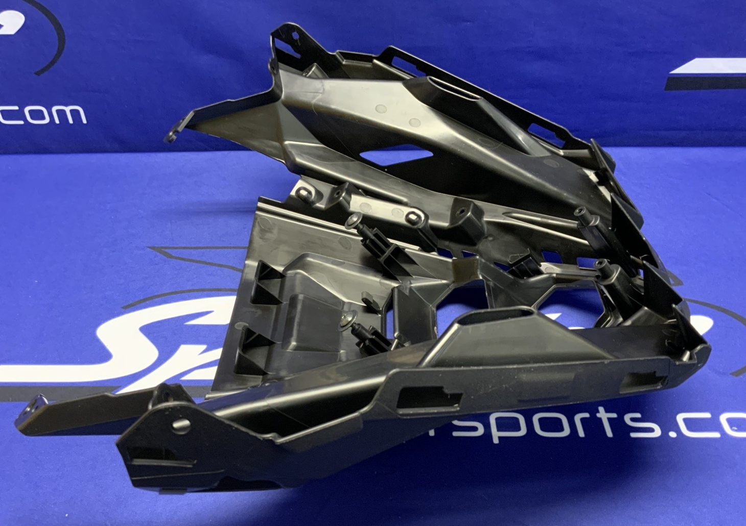 Suzuki Front Cowling Body GSX-8R 2024-2026 OEM 94412-25L00-1