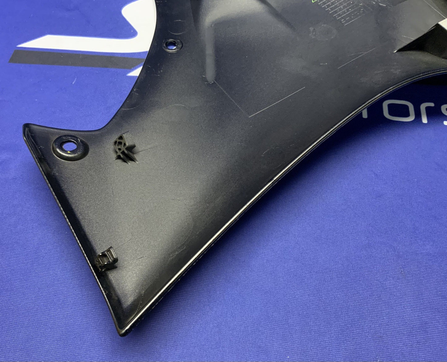 Yamaha Left Fairing (Raven Black) YZF-R6 2017-2026 OEM BN6-2835U-00-P1-1