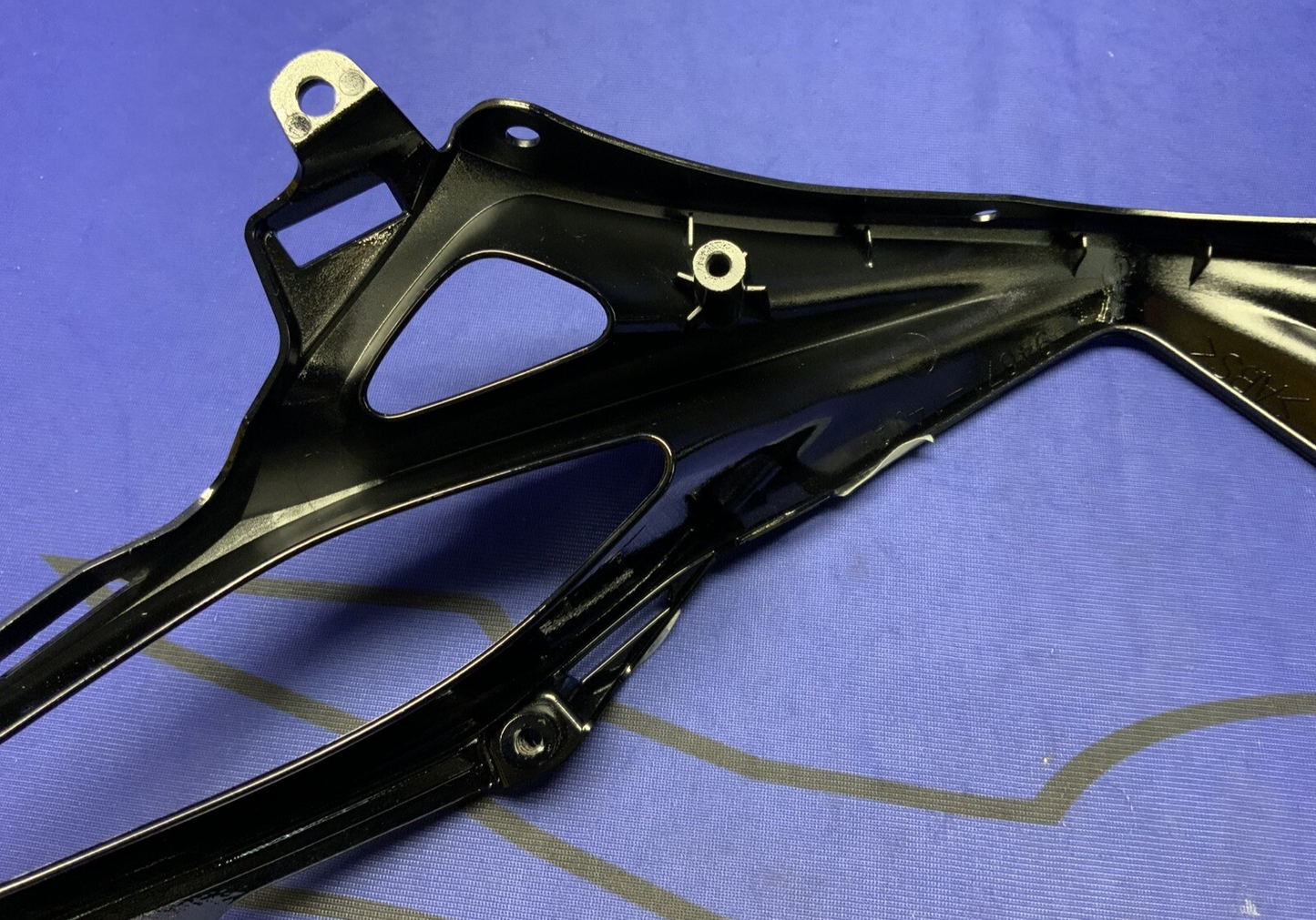 Suzuki Intake Cover (Black) GSXR 600/750 2011-2025 OEM 94671-14J10-YVB