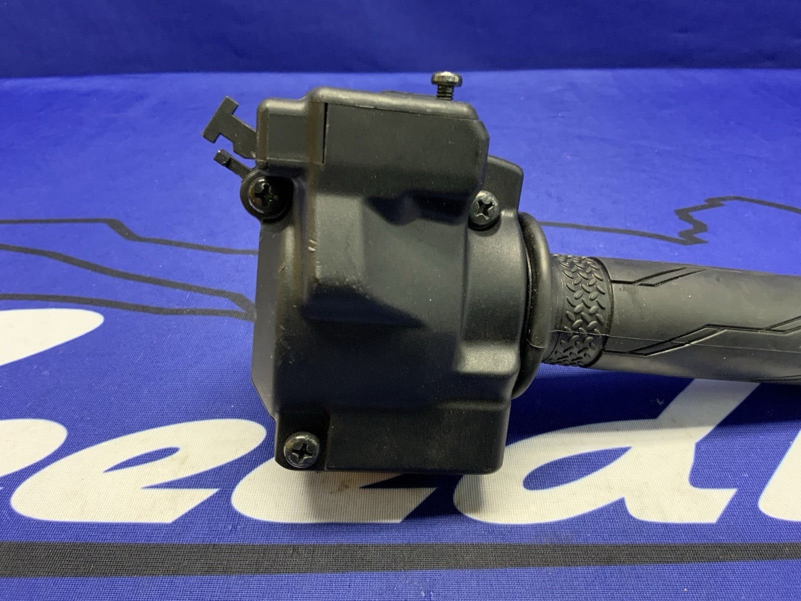 Yamaha Right Throttle & Ignition Switch YZF-R9 2025 OEM BKN-8291R-00-00