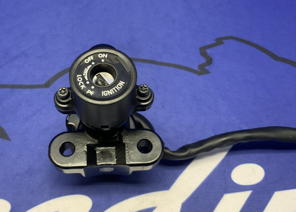 Suzuki Lock Set GSXR 600/750 2008-2025 OEM 37101-40842