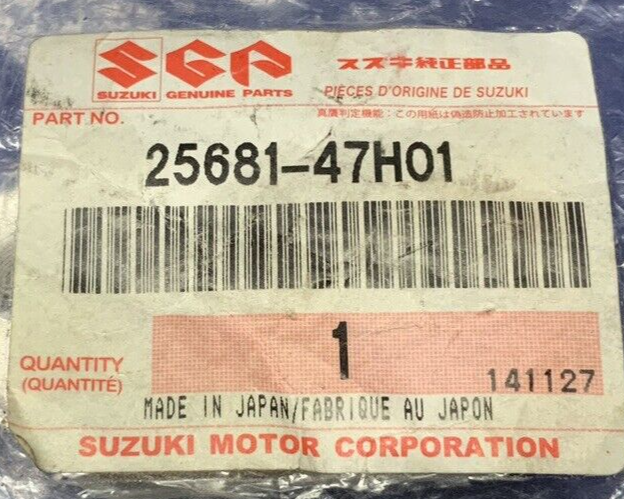 Suzuki Gear Shift Lever Bracket GSXR 1000 2009-2016 OEM 25681-47H01