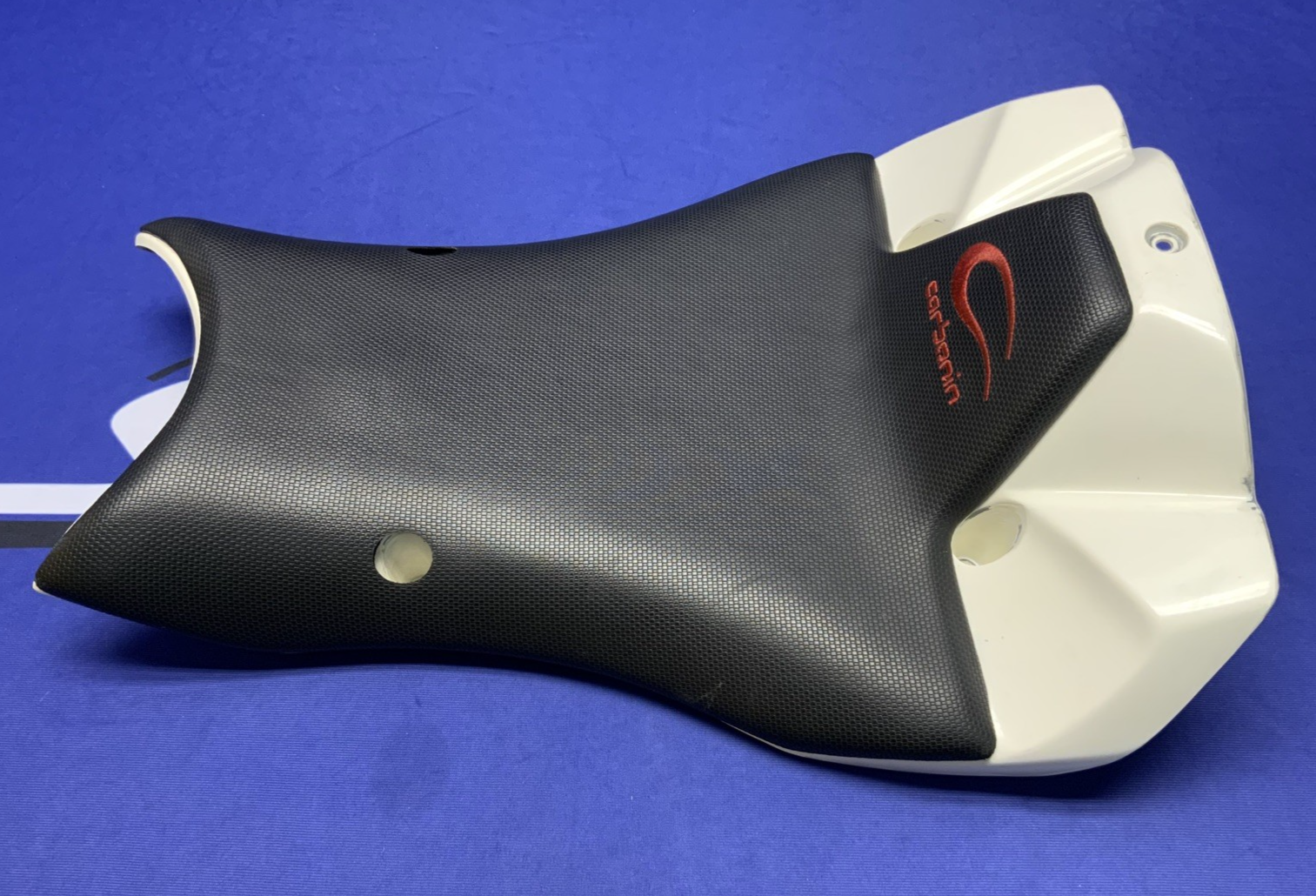 Carbonin Avio Fiber Tail Unit (White) W/ Seat ZX-10R 2016-2020 K18300AF