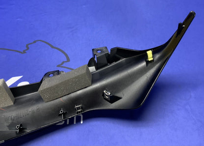 Yamaha Right Upper Fairing (Raven Black) YZF-R6 2017-2026 OEM BN6-2117W-00-P1