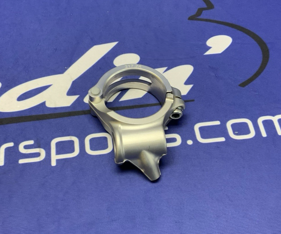 Ducati Right Handle Bar Clamp Panigale V4 2021-2025 OEM 36031991A