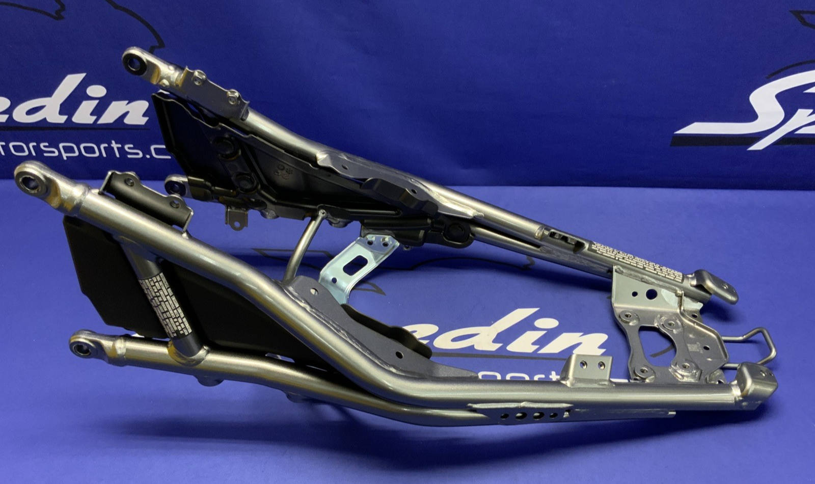 Suzuki Subframe Gray GSX-8R 2023-2026 OEM 41200-25L00-QEB