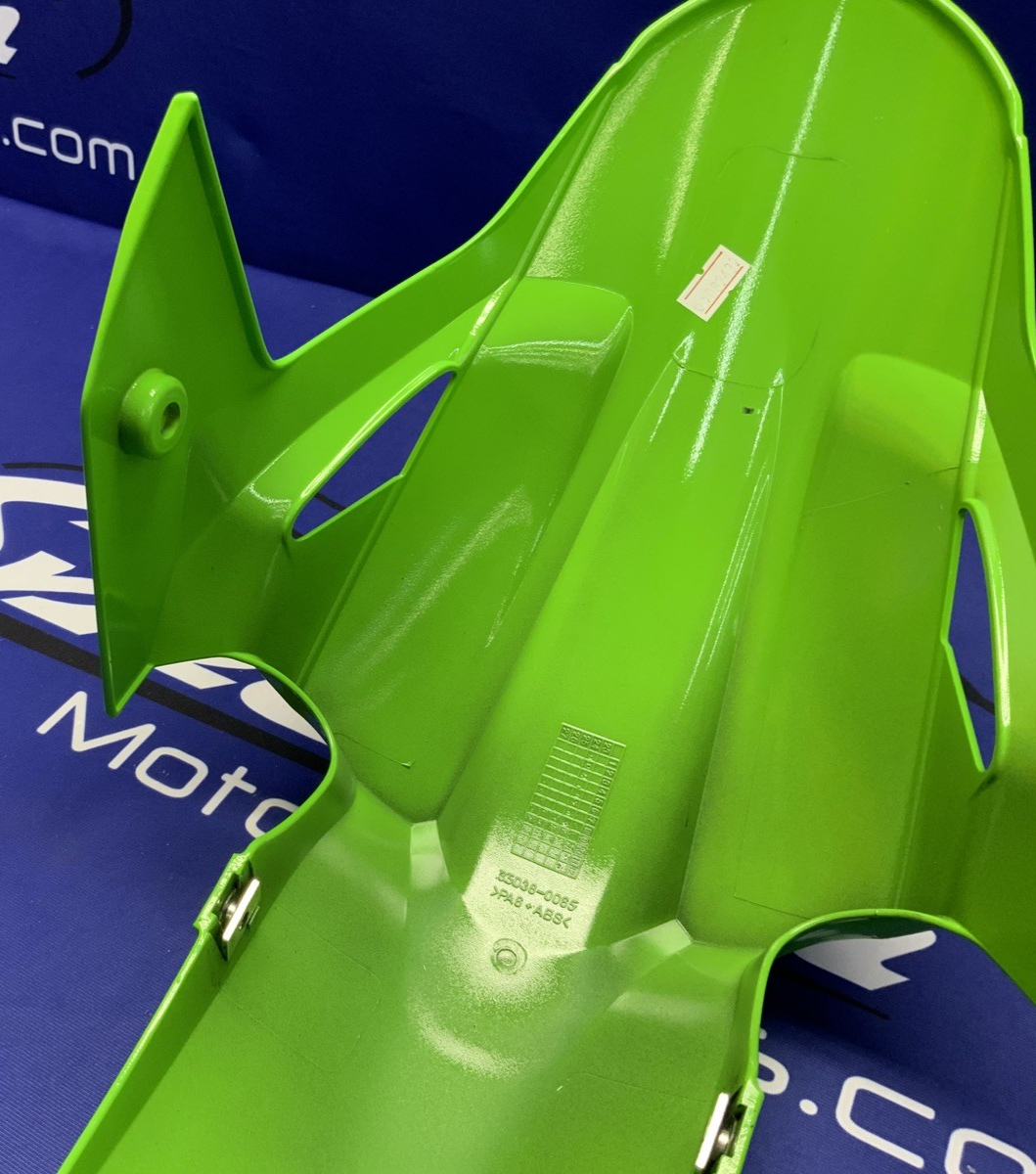 Kawasaki Front Fender (Candy Lime Green) Ninja 500 2024-2025 OEM 35038-0065-777