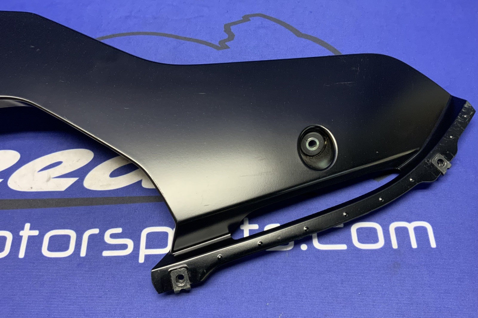 Yamaha Left Lower Fairing (Raven Black) YZF-R6 2017-2026 OEM BN6-28385-00-P1-2