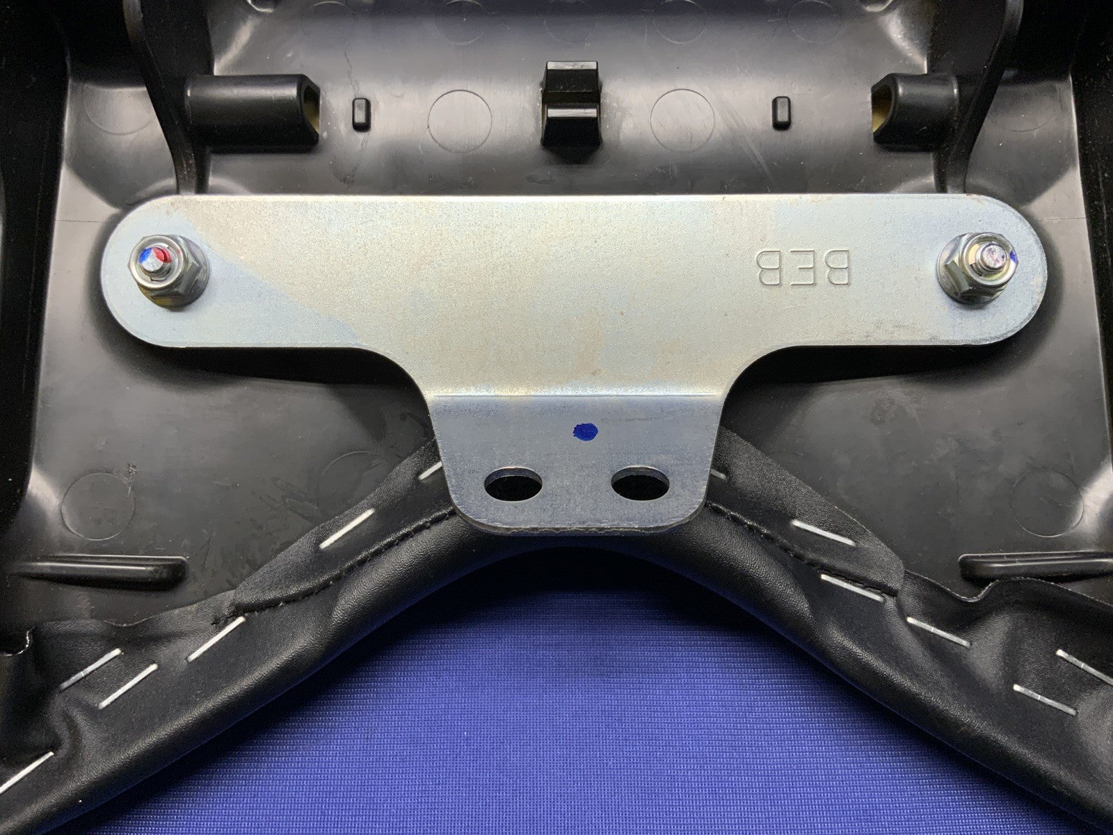 Yamaha Seat YZF-R7 2022-2025 OEM BEB-24710-00-00