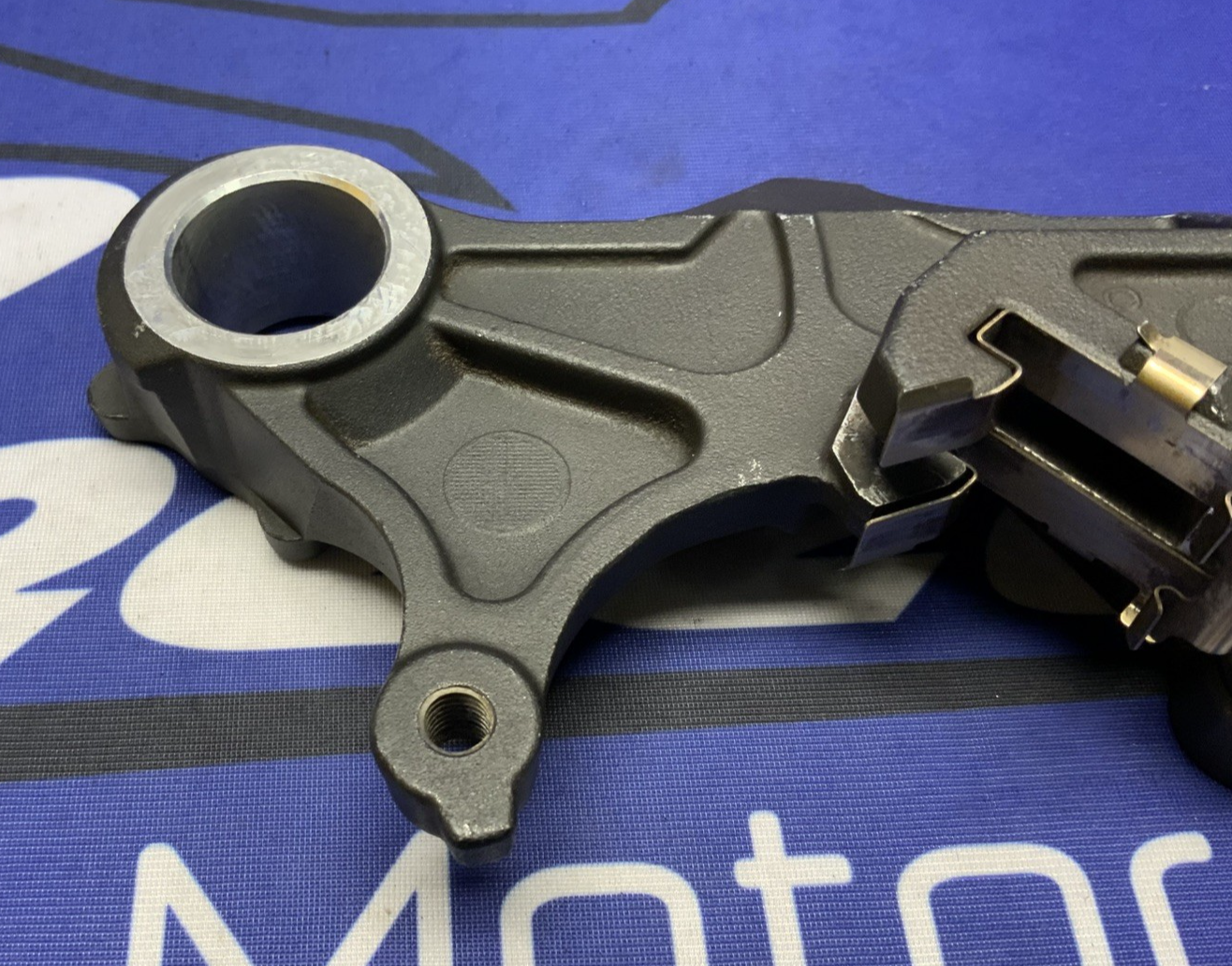 Suzuki Rear Brake Caliper Bracket GSXR 600/750 2006-2007 OEM 69150-01H00