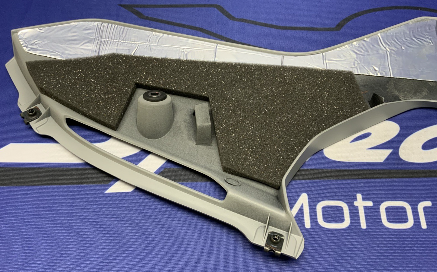 Yamaha Left & Right Lower Fairing Set (Gray) YZF-R6 2017-24 OEM BN6-28385-00-P4