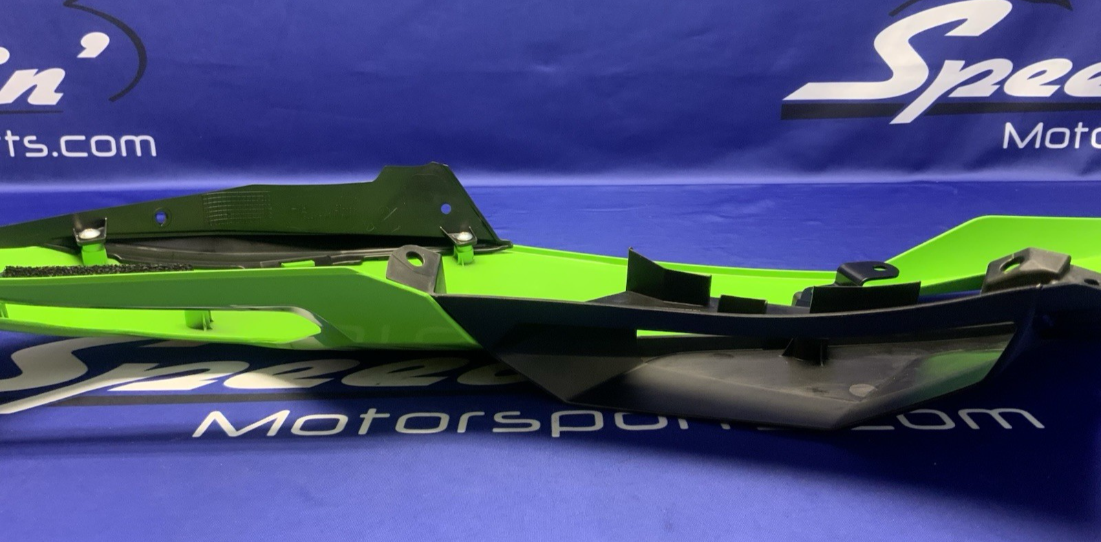 Kawasaki Right Fairing (Green) KRT ZX-4R/RR 2023-2026 OEM 55061-5228-777