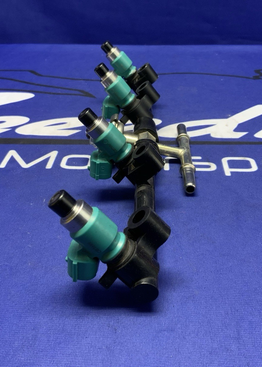 Yamaha Fuel Rail With Injectors YZF-R1 2009-2014 OEM 14B-13795-00-00