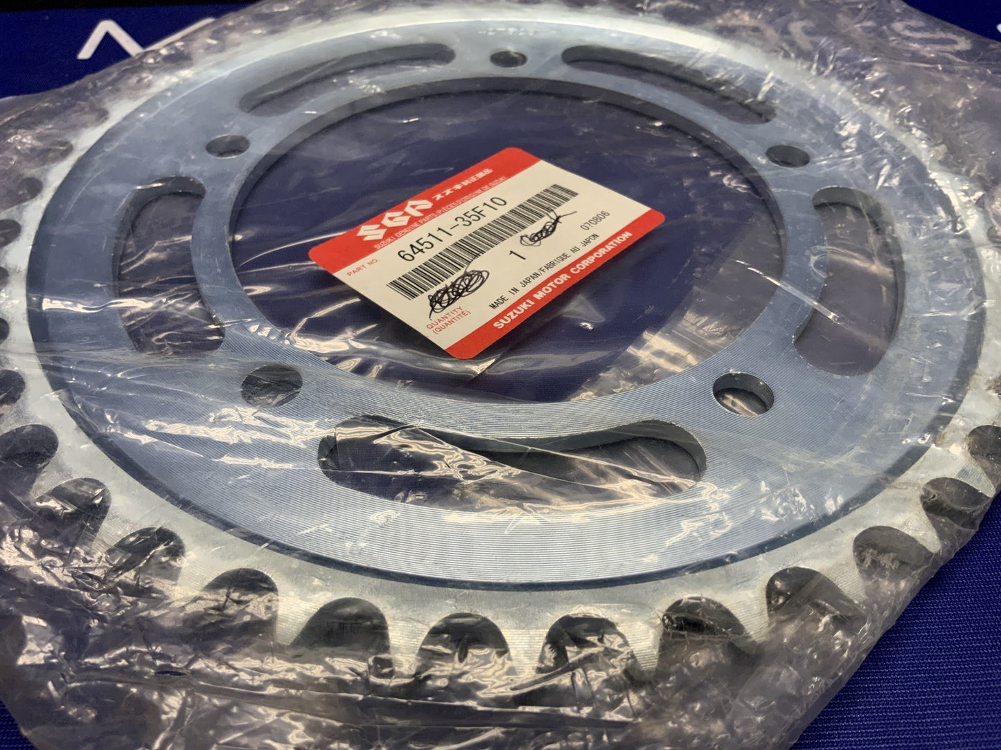 Suzuki Rear Sprocket GSX-R 750 2000-2003 525 42 Tooth OEM 64511-35F10