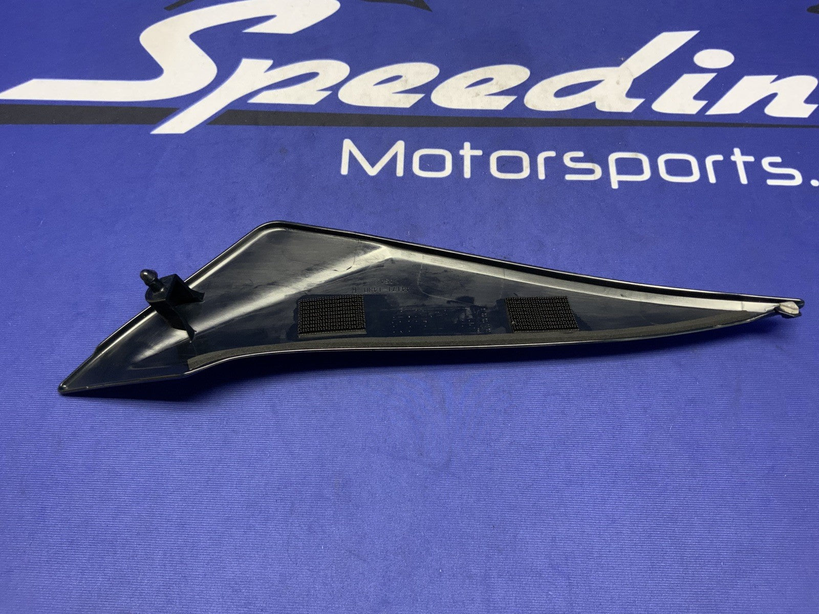 Suzuki Right Side Fuel Tank Cover GSX-R600 2011-2024 OEM 44170-14J00
