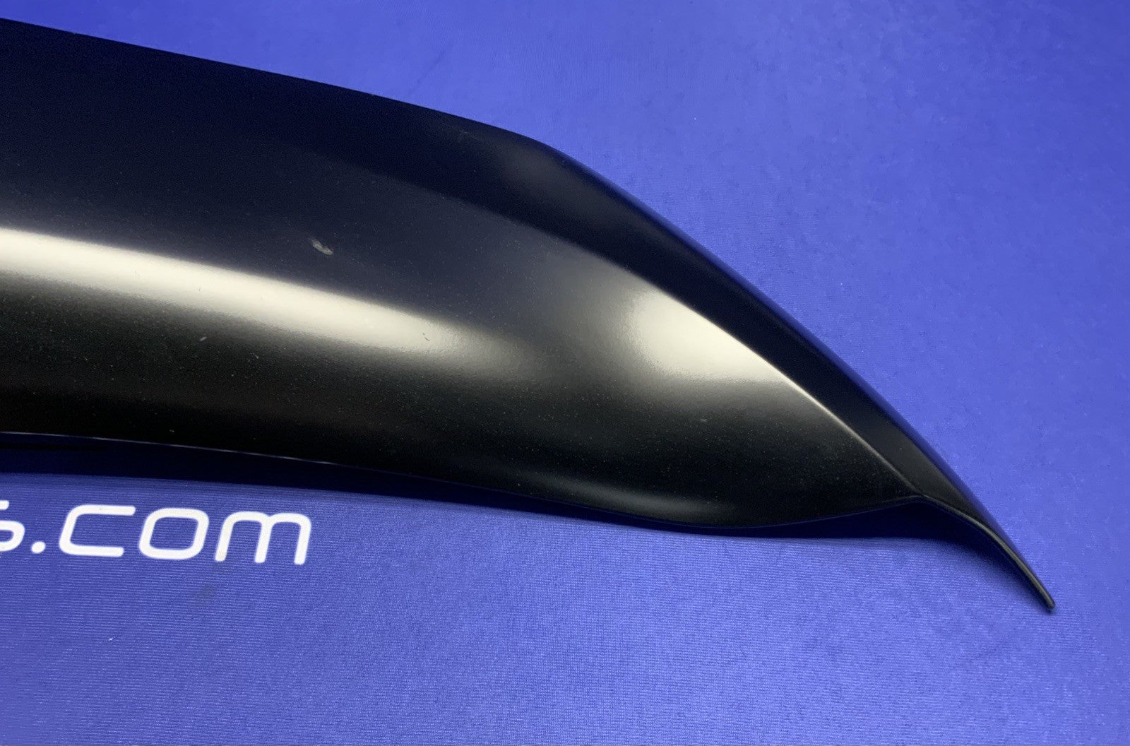 Yamaha Right Fairing (Raven Black) YZF-R6 2017-2026 OEM BN6-2835V-00-P1-1