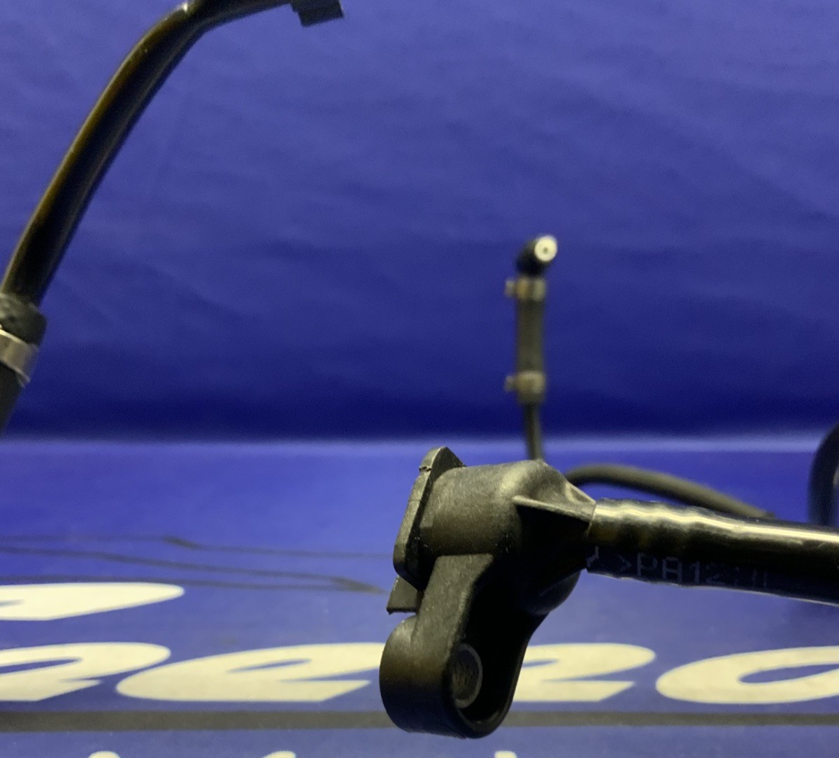 BMW Fuel Distributor Line Assembly R1200GS 2004-2007 OEM 13537696034