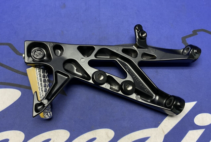 Suzuki Right Passenger Foot Rest GSX-8R/S 2023-2025 OEM 43811-25L00