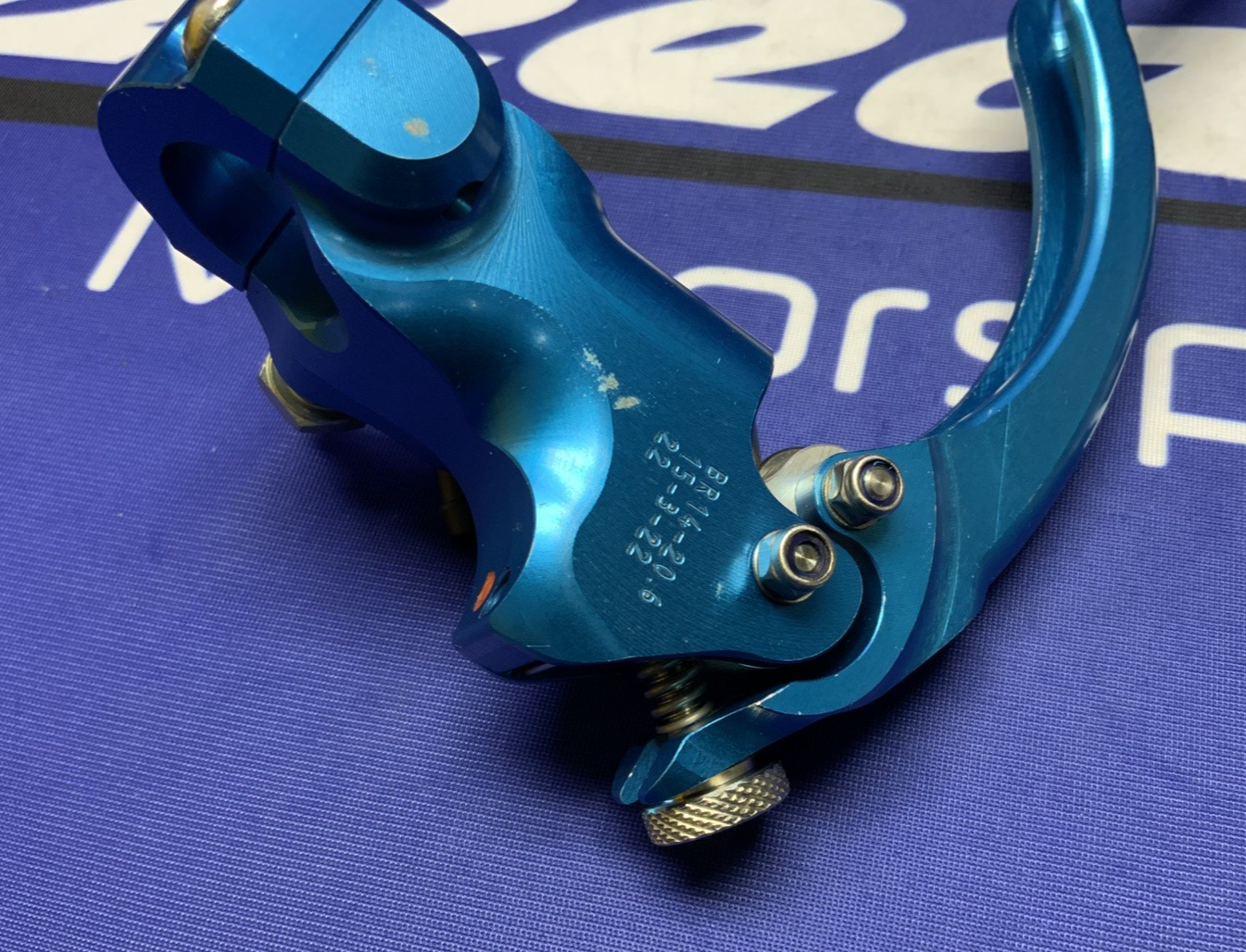 Beringer BR Series Brake Master Cylinder 14.5mm (Blue) BRO10-2