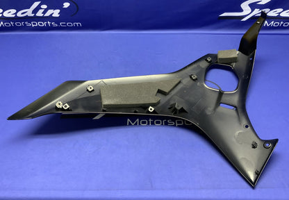 Yamaha Right Fairing (Raven Black) YZF-R6 2017-2026 OEM BN6-2835V-00-P1