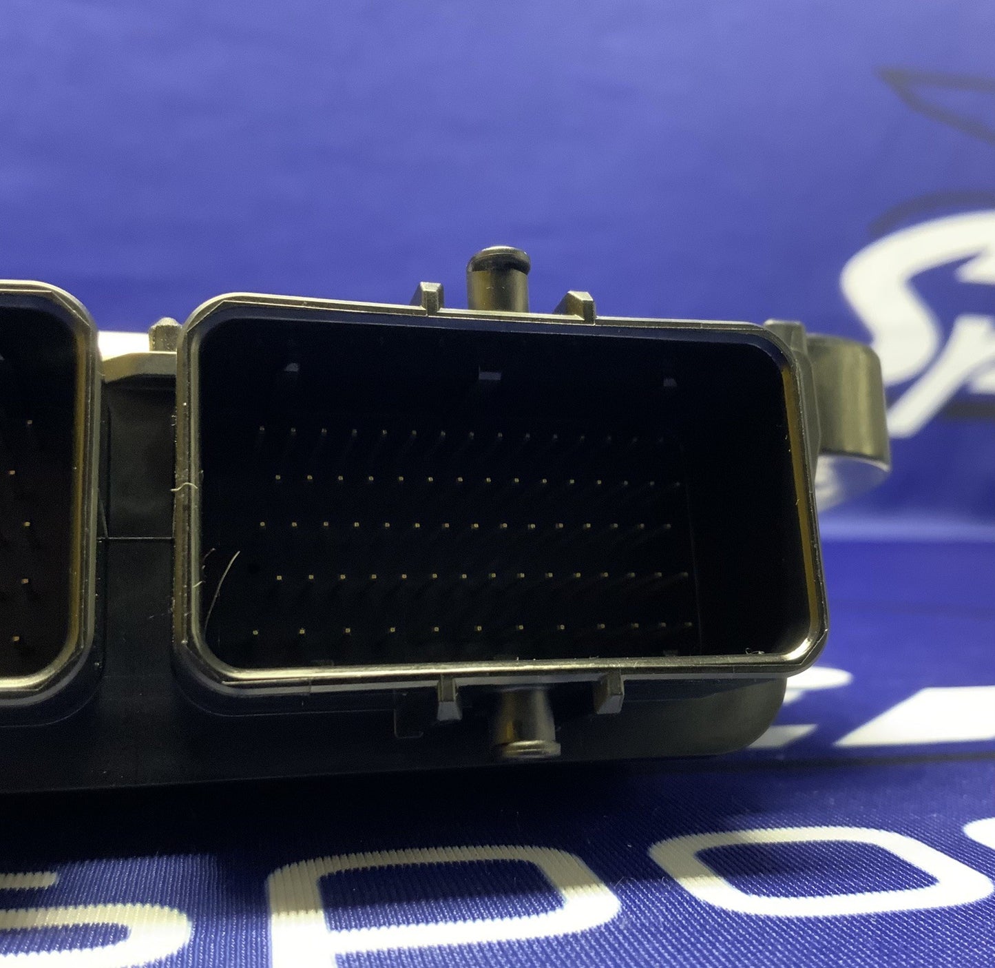 Suzuki Engine Control Unit (ECU) GSX-8R 2023-2025 OEM 32910-06L00-2