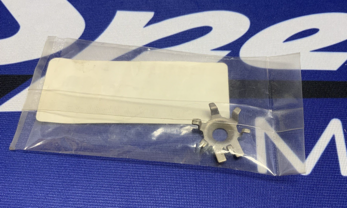 Yamaha  Plate Side 1 Shift Cam Fork  XT350 1985-2000 OEM 30X-18561-02-00