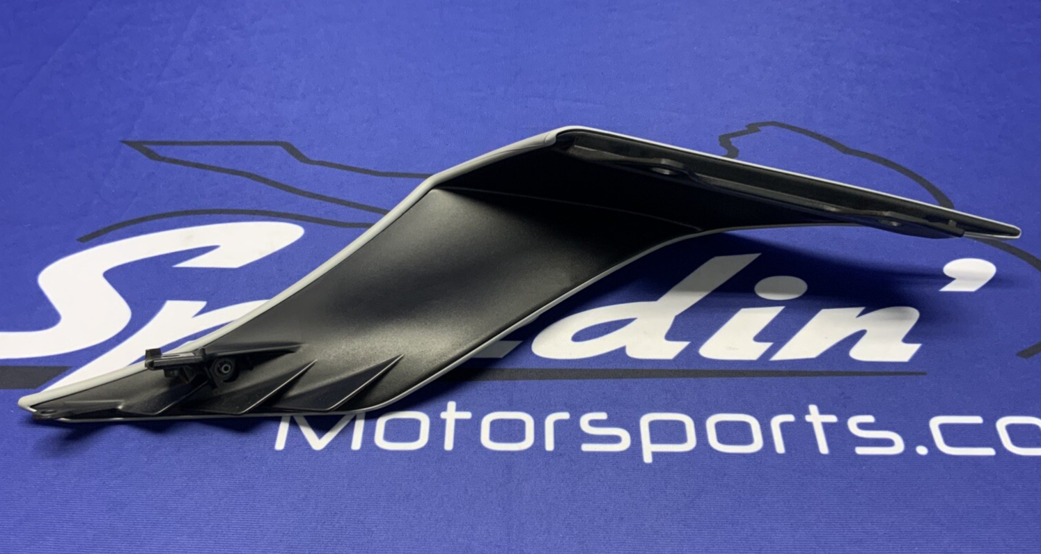 Yamaha Right Tail Fairing (Gray & Blue) YZF-R6 2017-2024 OEM BN6-W2172-50-P5