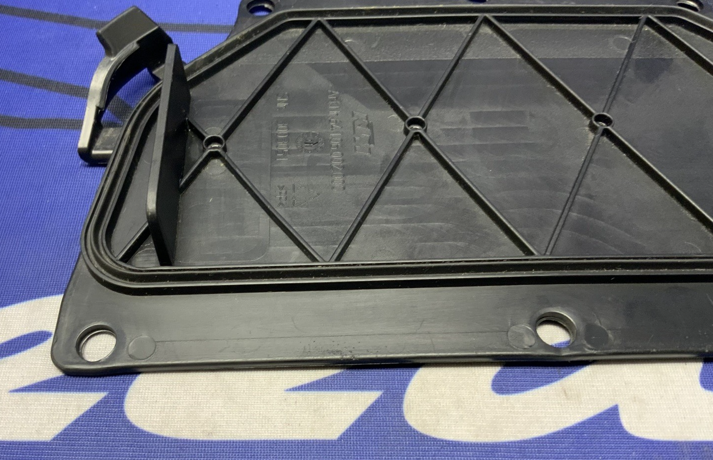 KTM Air Box Lid 890 Duke R 2020-2023 OEM 64106002000