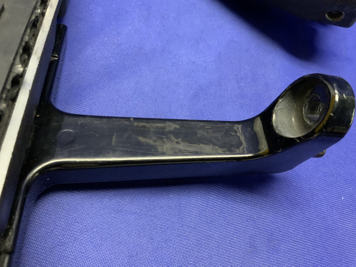 Harley-Davidson Passenger Footboard Set FLHTC Electra Glide 97-07 OEM 52719-93B
