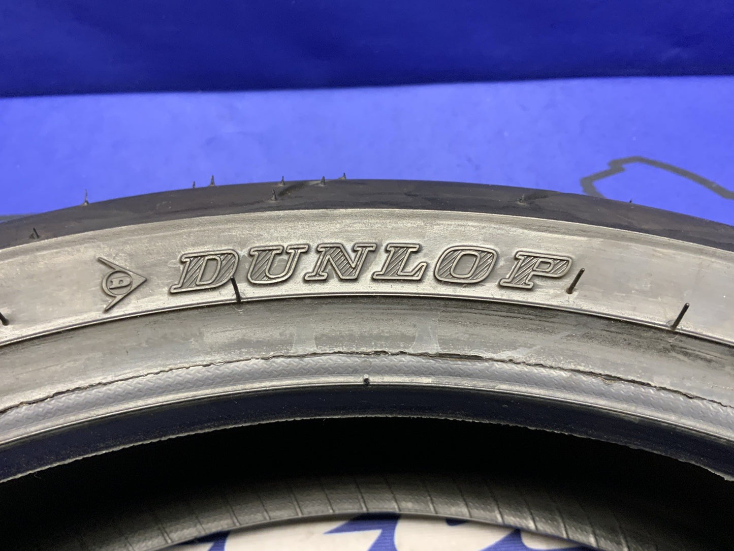 Dunlop Sportmax D214F 120-70ZR17 Front