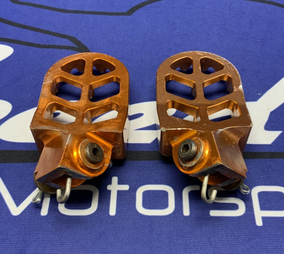 KTM Footrest Pegs Orange 125/250/450 2007-2012 OEM 5030314013390