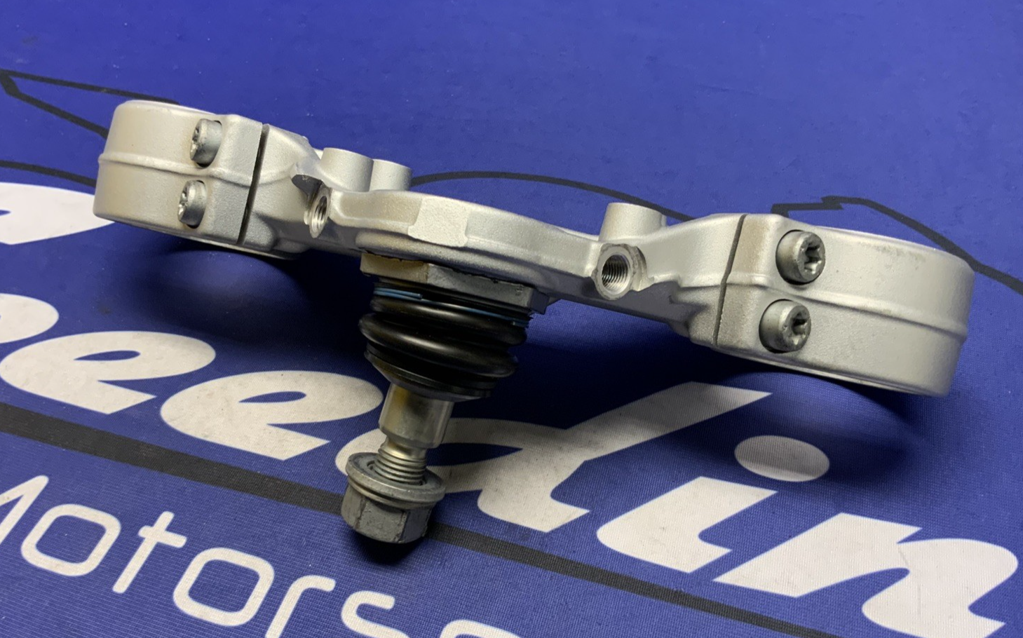 BMW Bottom Fork Mounting Bridge Triple Clamp R1200GS 2004-2013 OEM 31427664956