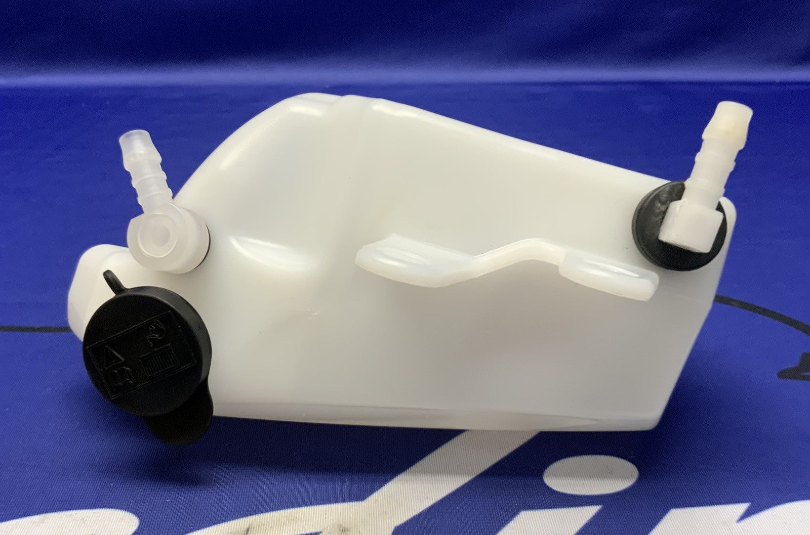Triumph Coolant Reservoir Assembly Street Triple RS 2023-2026 OEM T2109765