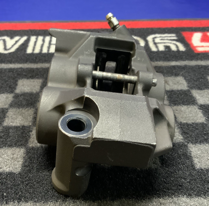 Yamaha Front brake Caliper Set YZF-R6 2006-2015 OEM 13S-2580T-00-00
