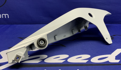 Suzuki Right Tail Fairing (Pearl Tech White) GSX-8R 2026 OEM 47110-25L11-QU2