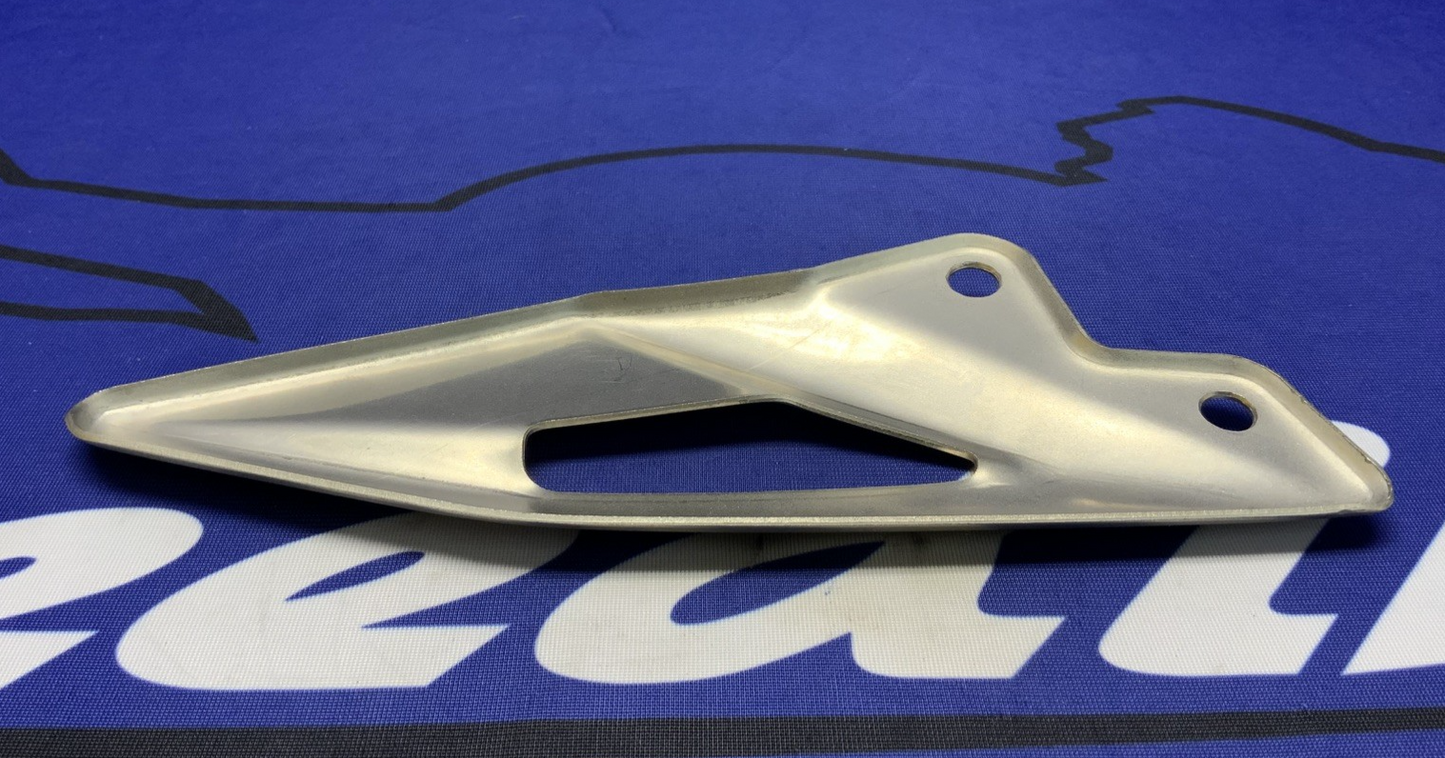 Triumph Right Heel Guard Street Triple RS 2023-2025 OEM T2082773