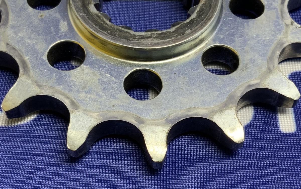 Vortex 15T 520 Pitch Front Countershaft Sprocket Yamaha YZF-R3 1999-2021 3271-15