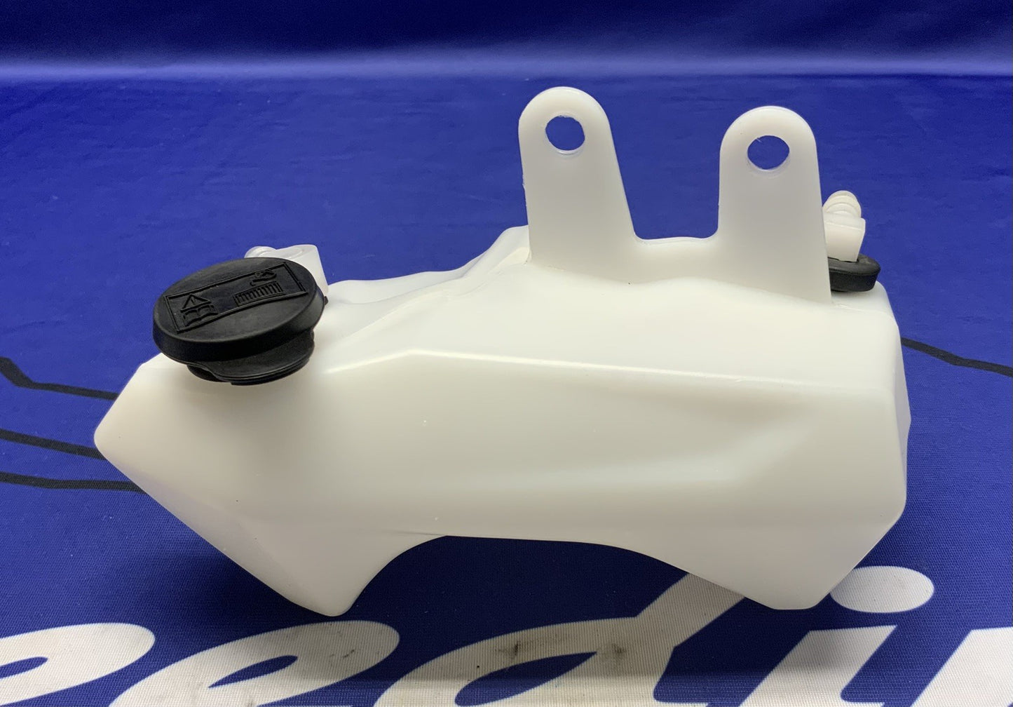 Triumph Coolant Reservoir Assembly Street Triple RS 2023-2026 OEM T2109765