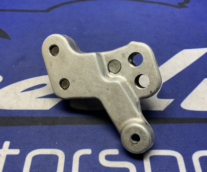 Suzuki Gear Shift Lever Bracket GSXR 600/750 2006-2008 OEM 25681-01H00