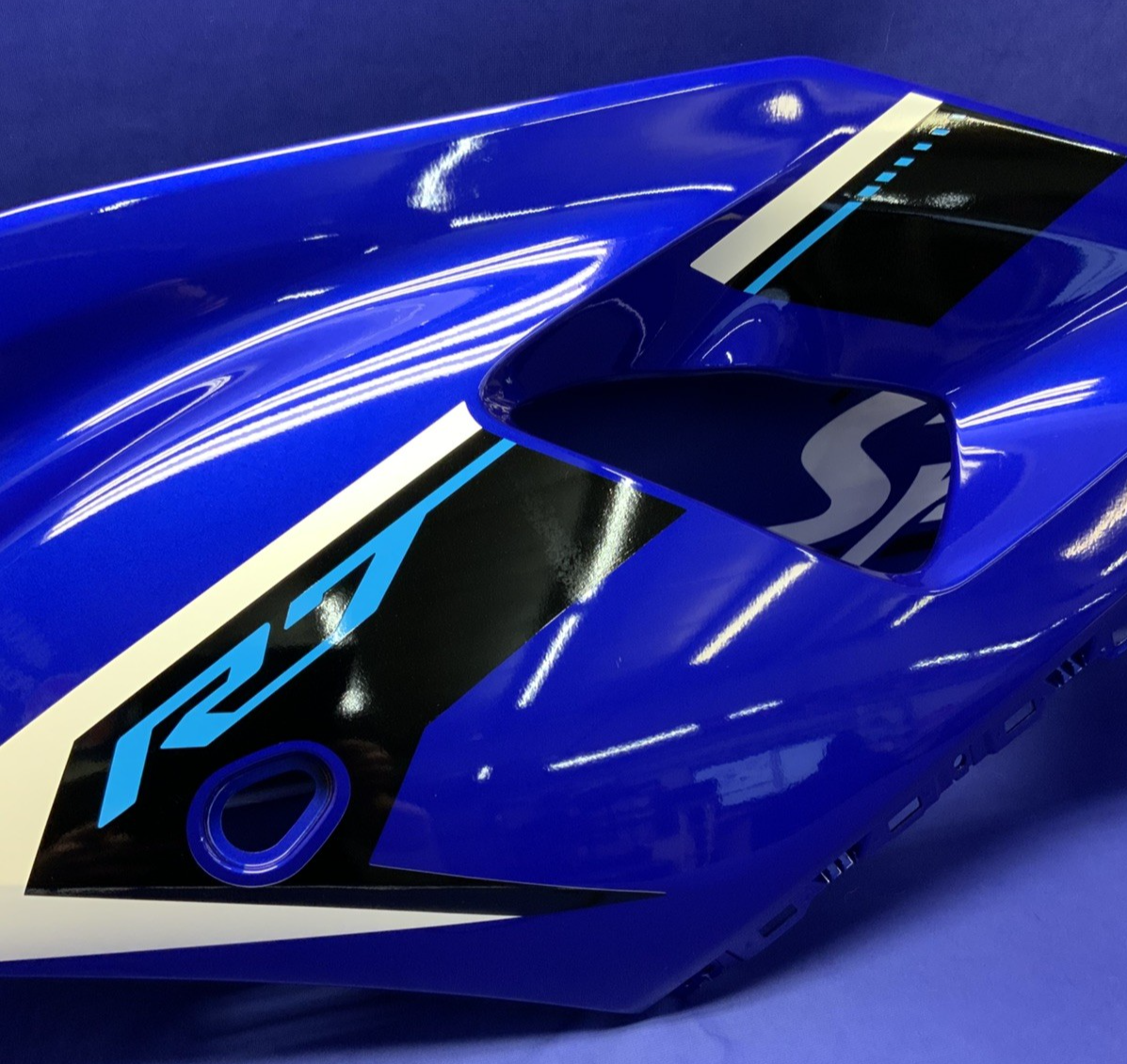 Yamaha Left Fairing (Blue) YZF-R7 2022-2025 OEM BEB-W283U-70-P4