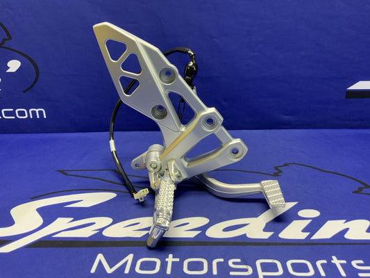 Suzuki Right Rear Set Assembly GSX-8R 2024-2026 OEM 43511-25L00-1