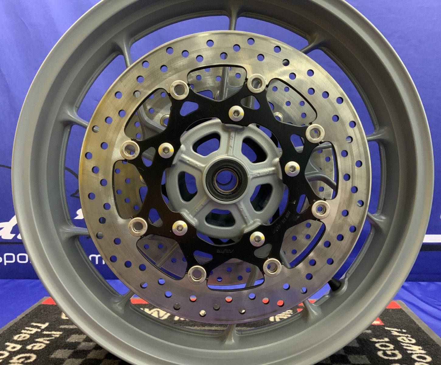 Suzuki Front Wheel W/ Rotors (Matte Gray) GSX-8R 2024-2026 OEM 54111-25L00-QZP-1