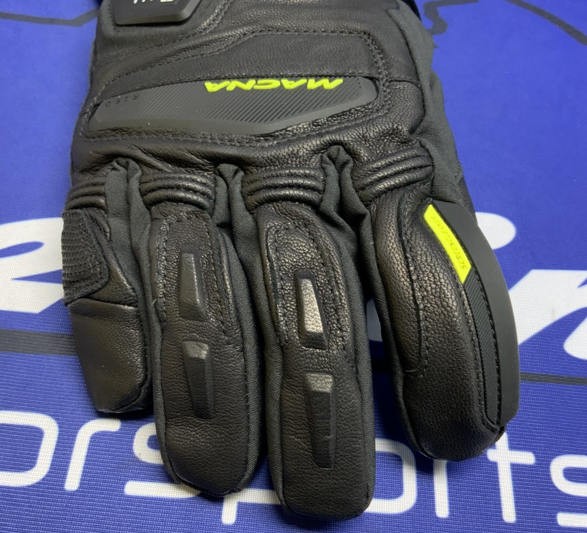 Macna Azra RTX Kit Small Heated Gloves Black 140706