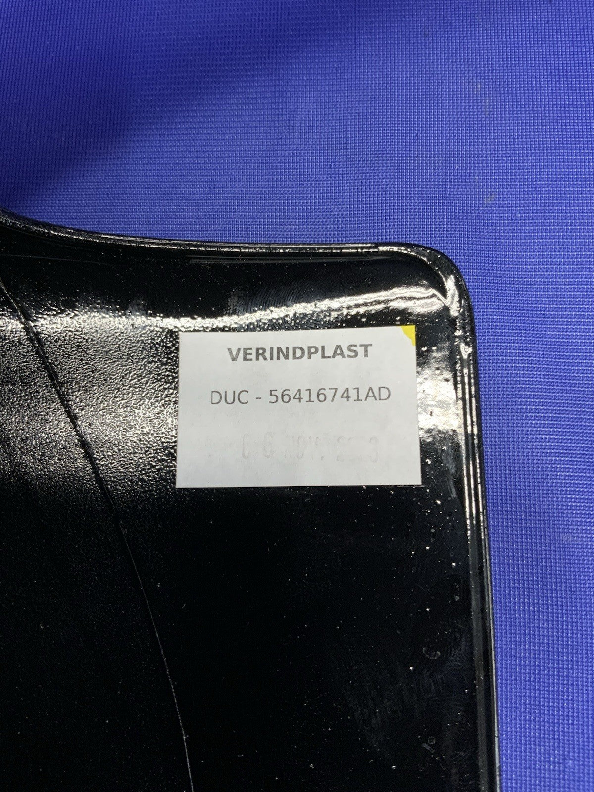 Ducati Front Fender (Thrilling Black) Panigale V2 2024-2025 OEM 56416741AD